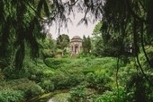 A Scottish wedding at the Larmer Tree Gardens
Salisbury, Wiltshire
Lucy & Simon