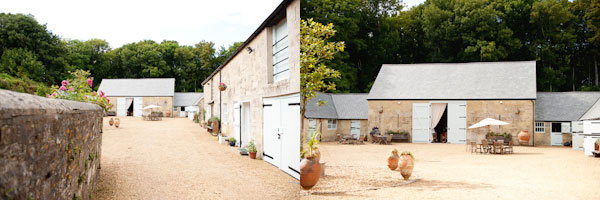 Ashleywood Farm Barn Wedding Photographer