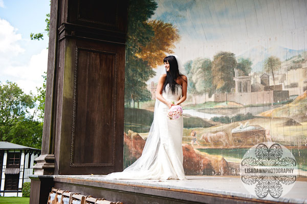 bride throwing her bouquet