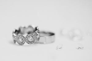 Diamond wedding ring