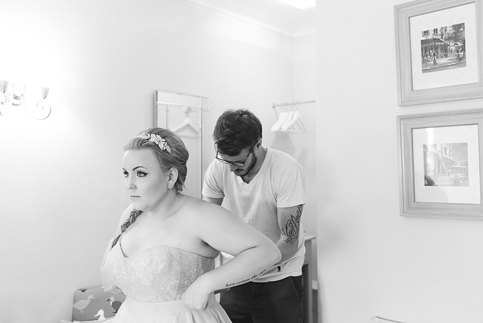 Alternative bride getting ready