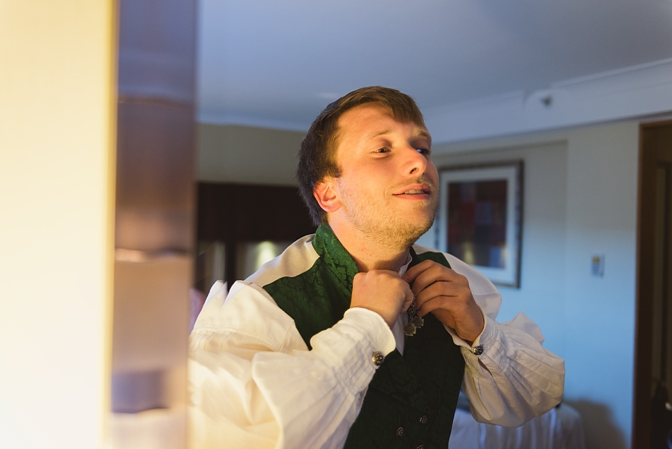 groomsmen getting ready