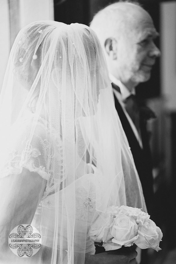 bride arrives at church