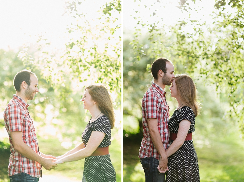 park engagement photo