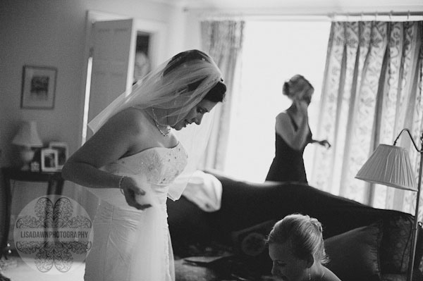 documentary wedding photographer