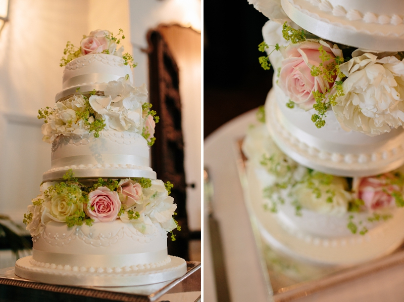 Wedding cake with roses