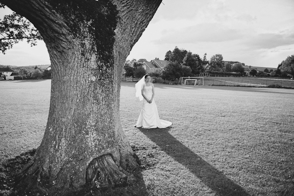 tree bridal photography