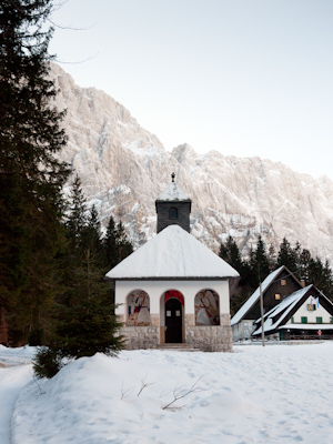 A wooden Cabin serving hot drinks