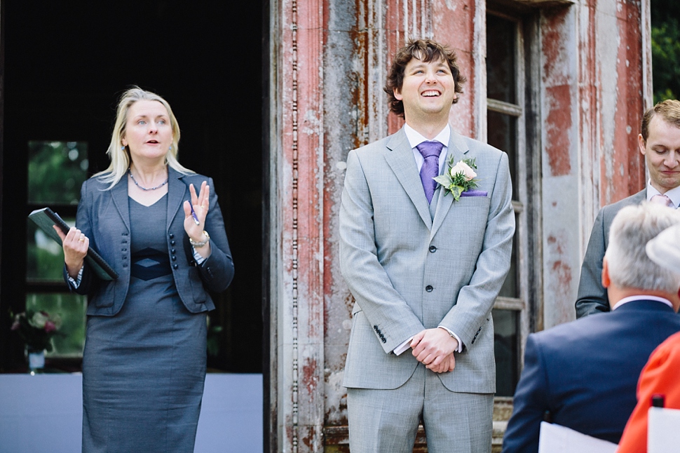 groom waiting