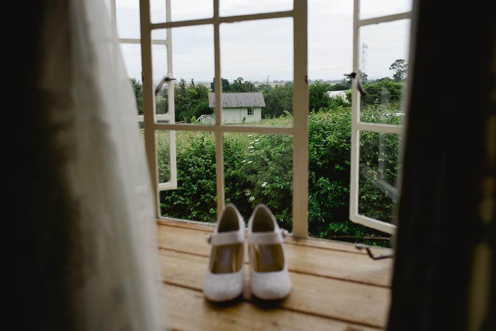 Lace wedding shoes