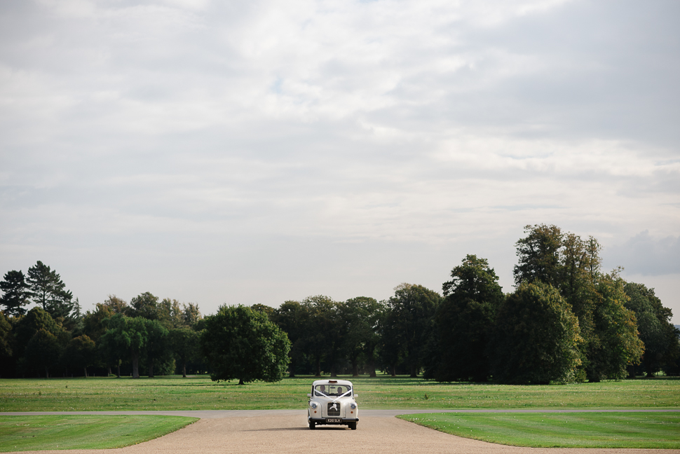 White wedding taxi