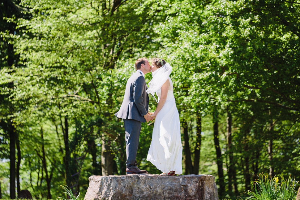 outdoor wedding photos