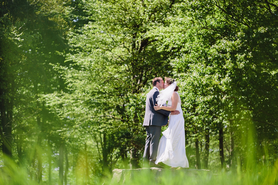 outdoor wedding photos